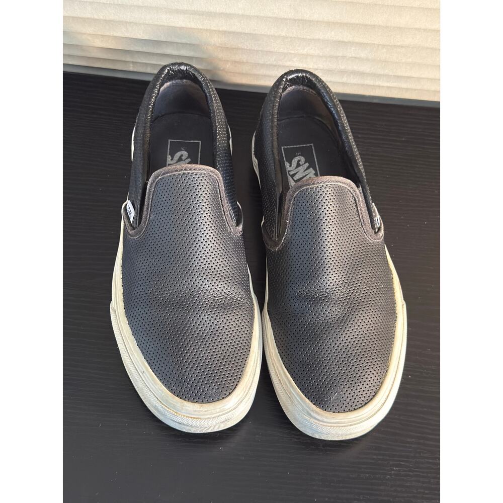 Vans Classic Slip-On Perferated Leather Black Sneakers Women’s 8 Men 6.5 Shoes - Picture 4 of 6